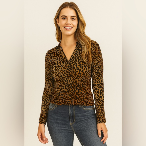 Guess Leopard Print Button Down - Picture 1 of 6